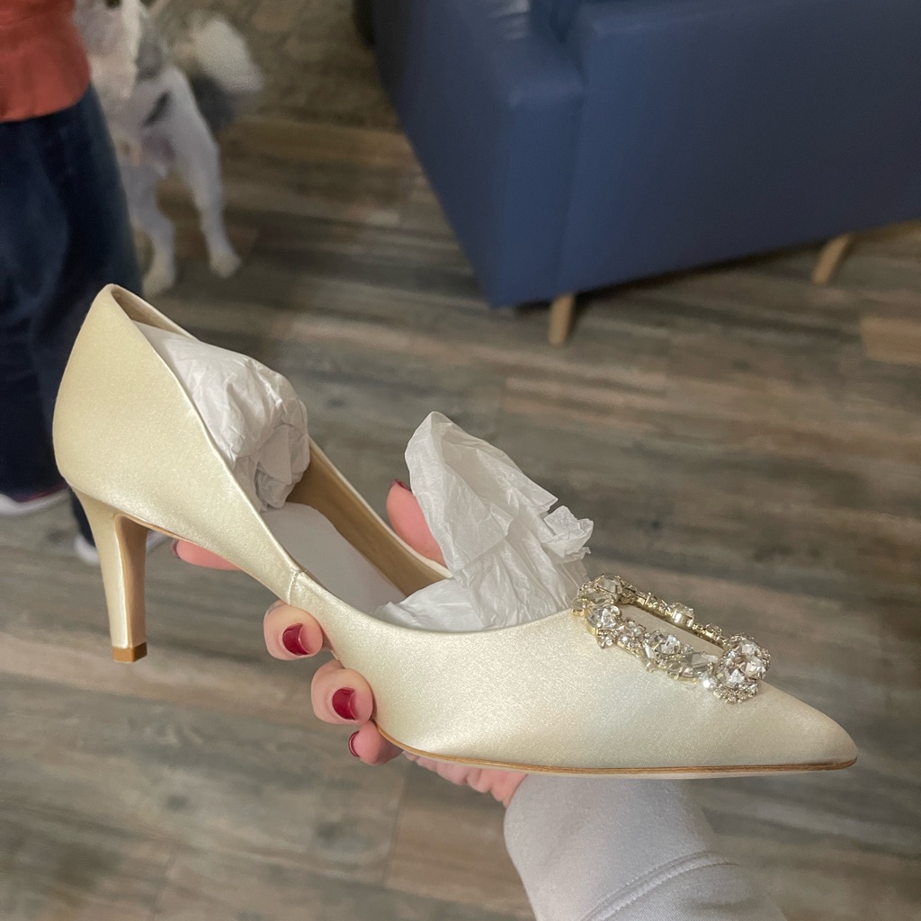 Carrie Crystal Embellishment Satin Ivory